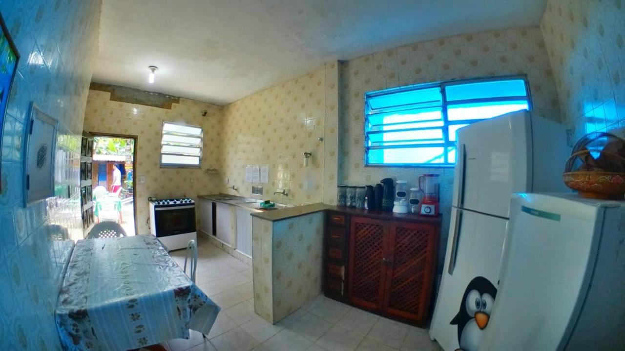 Casarao Hostel E Pousada Vila do Abraao Bagian luar foto