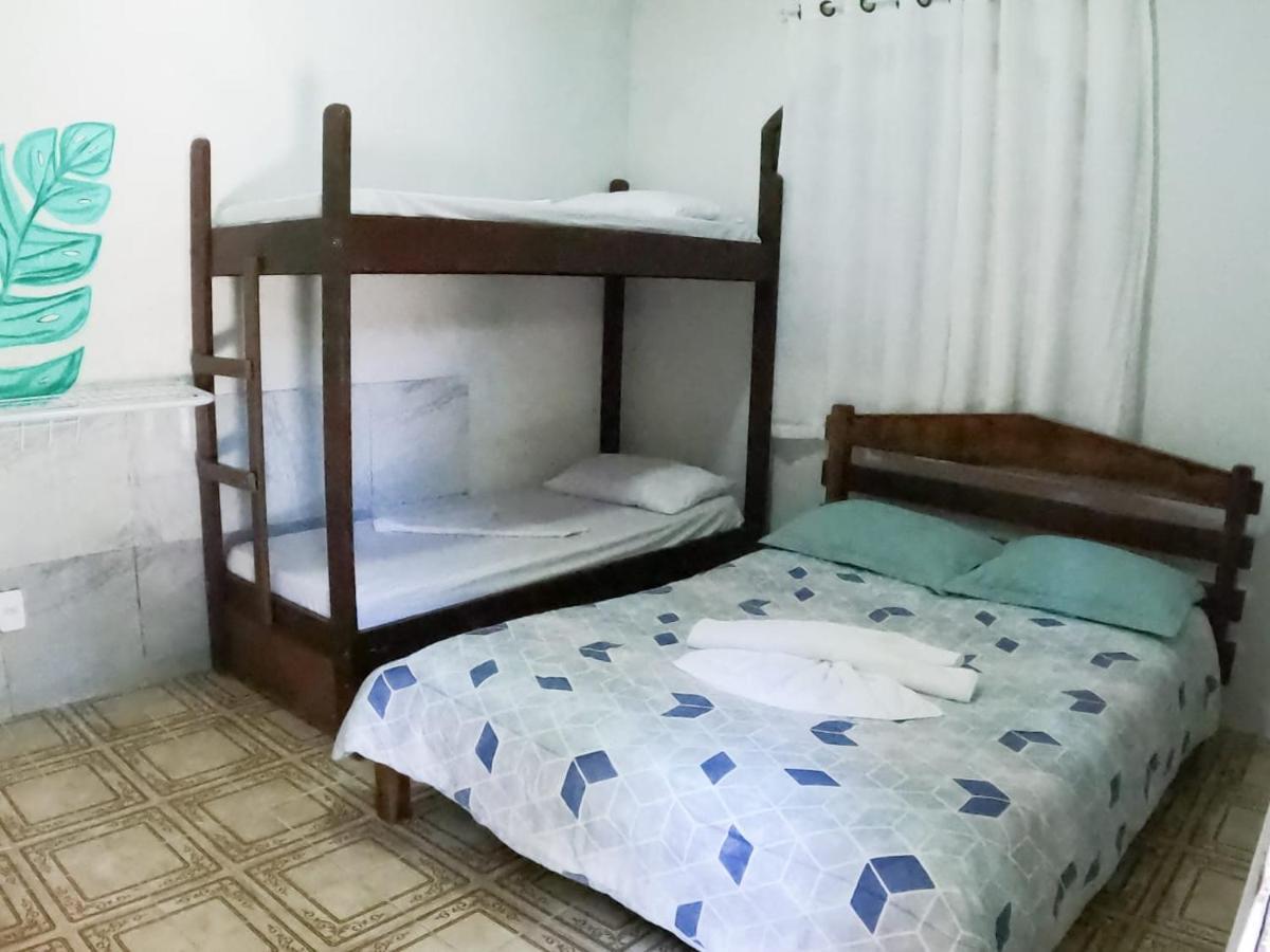 Casarao Hostel E Pousada Vila do Abraao Bagian luar foto